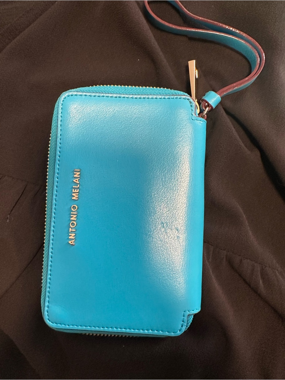 ANTONIO MELANI Bright Turquoise Zip Wristlet